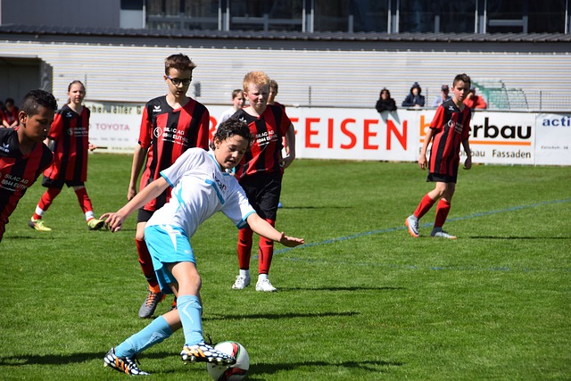 她希望通过 她希望通过